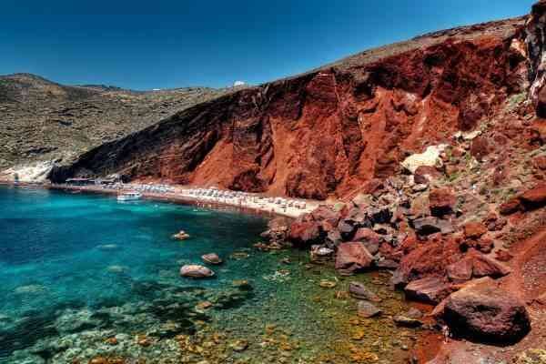 The most beautiful tourist activities in the "Red Beach" in Greece ..
