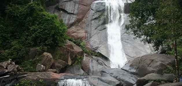 Explore the Telaga Tojo waterfalls
