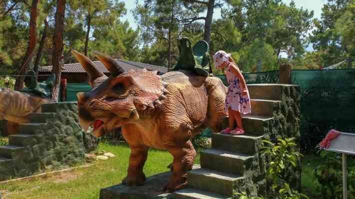 Dinopark - Tourist areas near Antalya