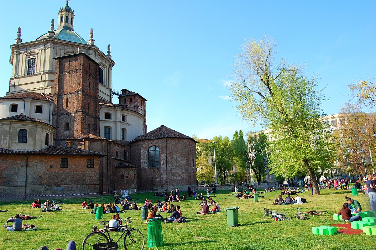 Basilica's Park in Milan