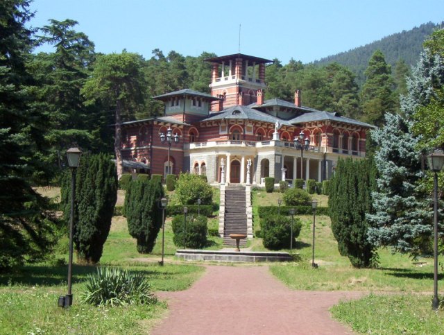 Romenov Palace