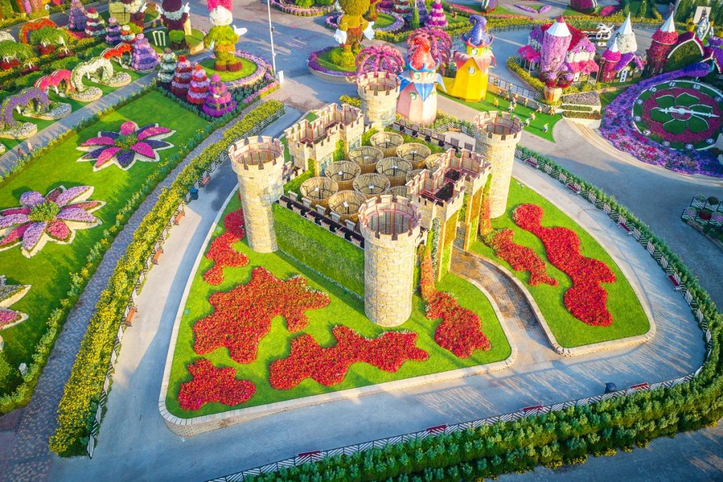 1581263319 216 Information about the miracle garden in Dubai in pictures - Information about the miracle garden in Dubai in pictures
