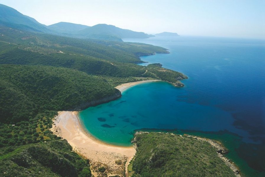 1581267330 1 10 tourist paradises summarize the grandeur and splendor of Greece - 10 tourist paradises summarize the grandeur and splendor of Greece