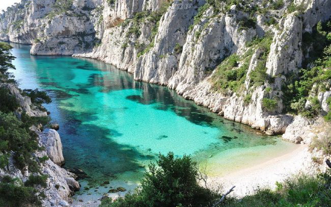 1581267393 275 A group of the most beautiful French beaches - A group of the most beautiful French beaches