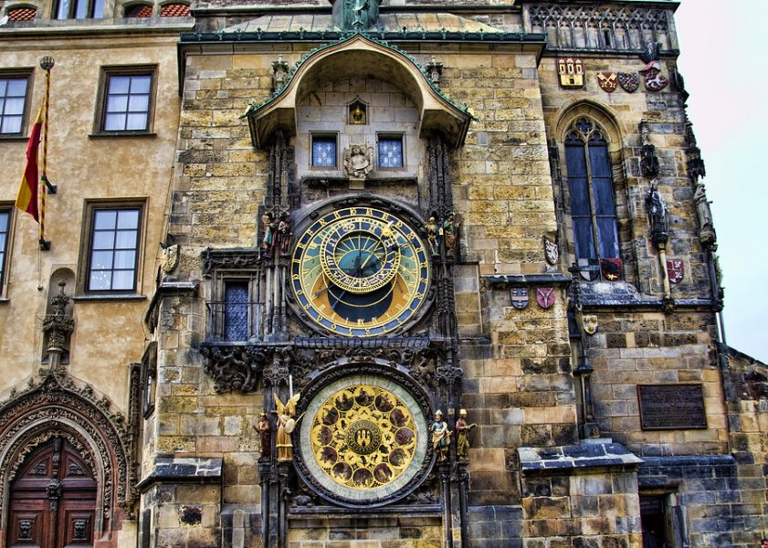 1581267666 352 Prague is the golden city..the capital of architecture and art - Prague is the golden city..the capital of architecture and art