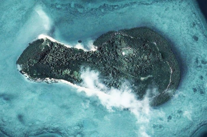 1581267729 100 The most famous islands of strange shapes in the world - The most famous islands of strange shapes in the world