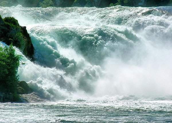 1581267855 302 The Rhine Falls ... the largest and most beautiful in - The Rhine Falls ... the largest and most beautiful in Europe