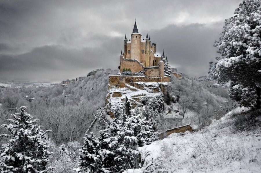 Sagopia Palace Castle - Spain Alcázar de Segovia, Spain