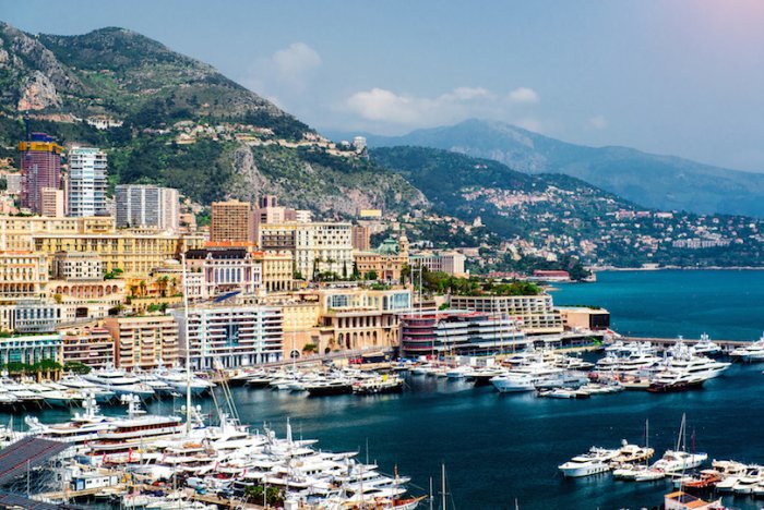 Monte Carlo Port