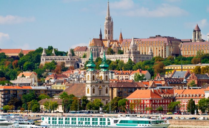 Fun history and nature in the most beautiful landmarks of Budapest