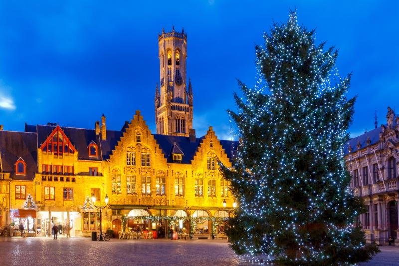 Bruges' market square