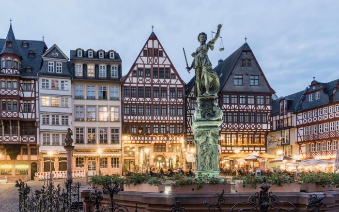 Frankfurt withdraws Arab tourists from France and Belgium