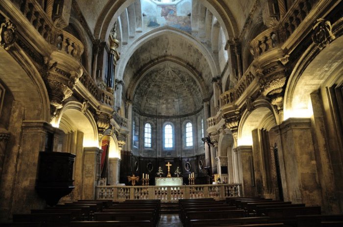 Notre Dame Avignon Cathedral