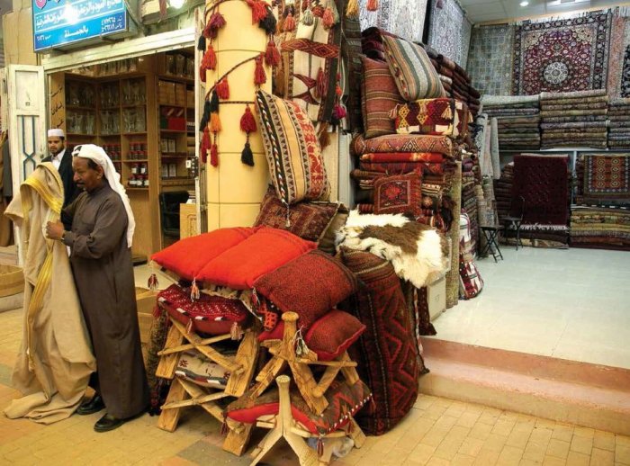 Al Zal market in Al-Thumairy area for lovers of historical places 