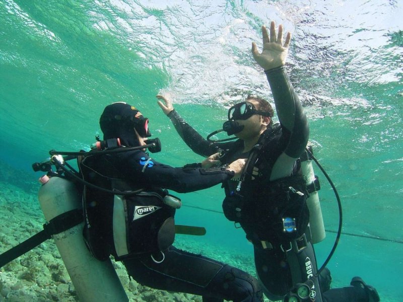For diving enthusiasts there are places designated in Jeddah 