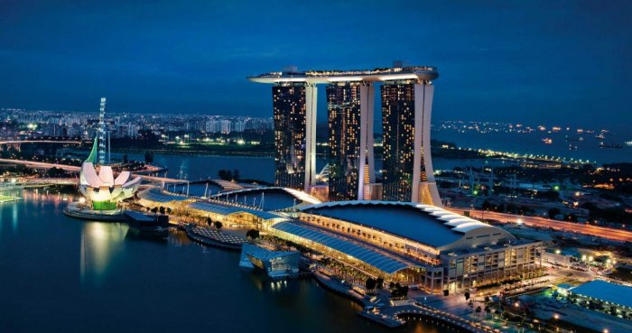 Singapore has an annual visitor population of 16.8 million in 2015