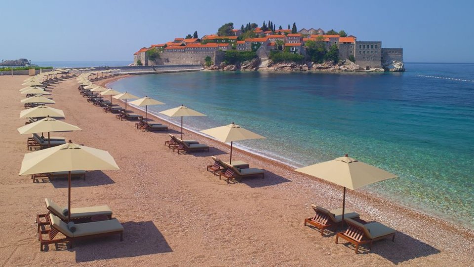 Quiet beach resorts in Montenegro