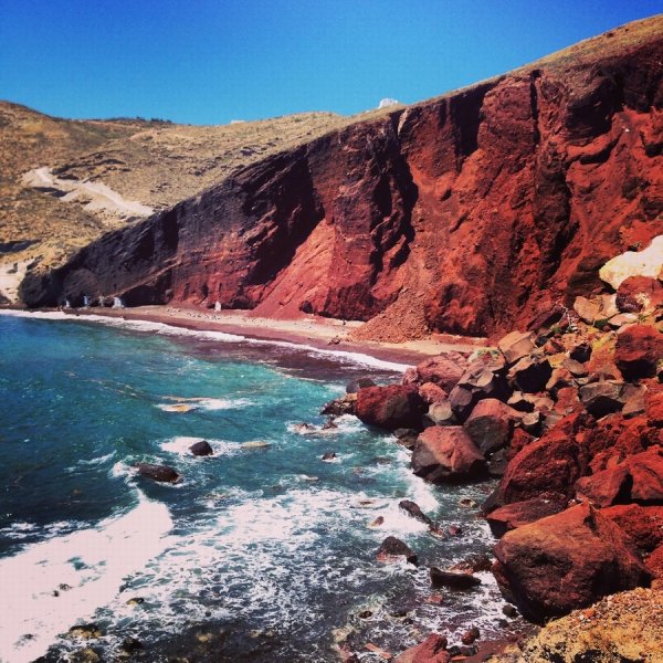 Akrotiri Archaeological Site and Red Beach