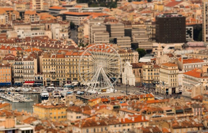 A scene from Marseille