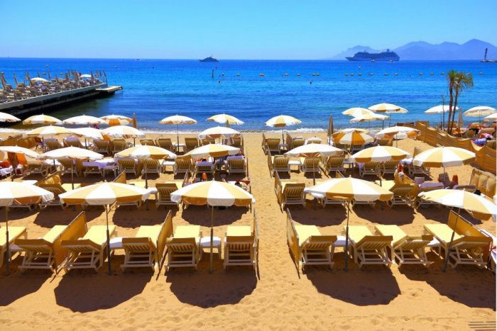 From the beaches of Cannes