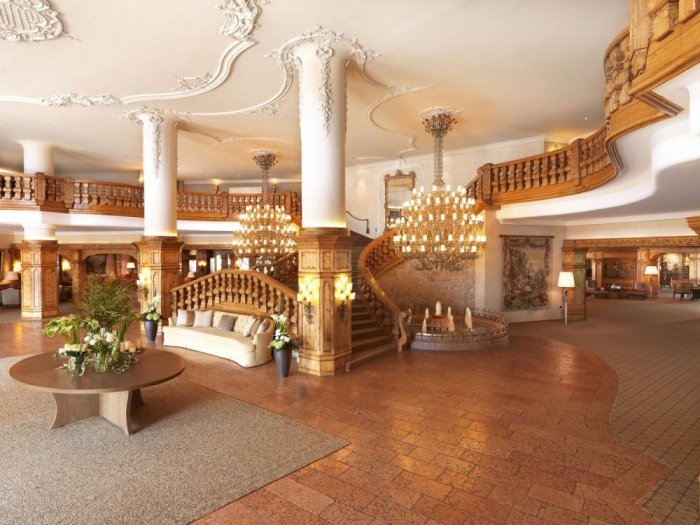 Distinctive décor in Interlaken - Tirol Hotel
