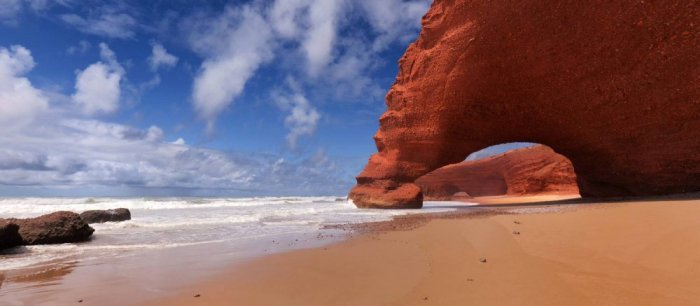 Plage of the island recently made headlines in Morocco after the collapse of a rock formation on the beach