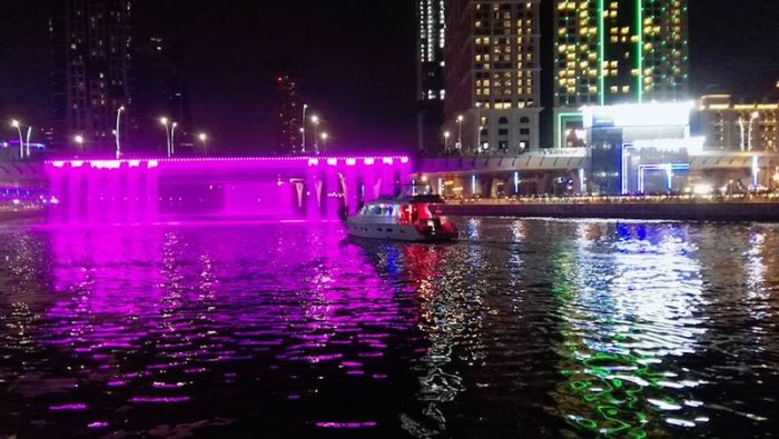A trip to the Dubai Water Canal