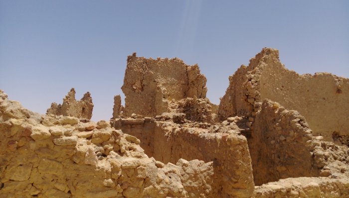 The Arif temple or Amun temple is located 4 km east of Siwa