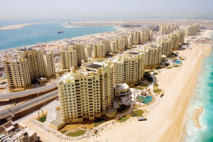 The most beautiful beaches and resorts on the Palm Jumeirah island