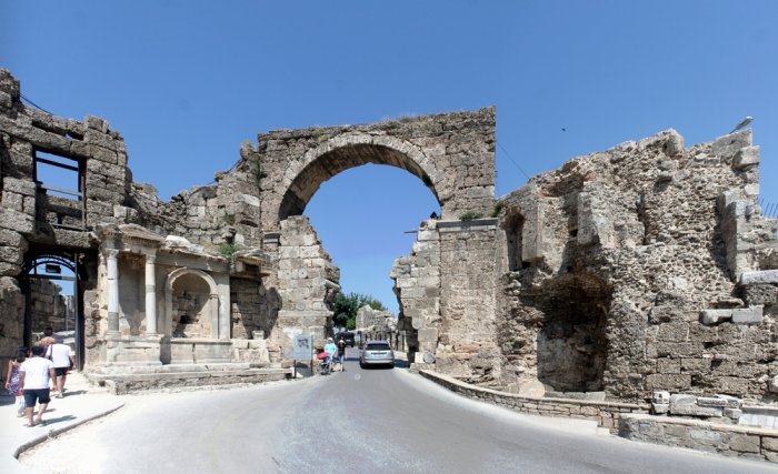 Side was famous as a major port in the ancient region of Pamphylia and it was occupied by Alexander the Great