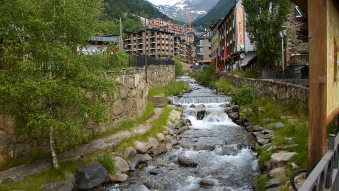 The pleasure of winter tourism in Andorra