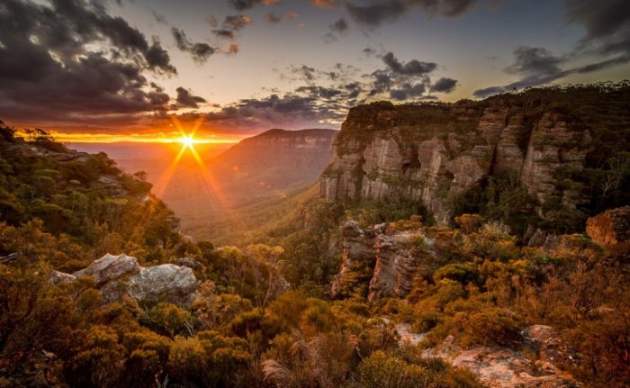 Magnificence sunset in the blue mountains Australia