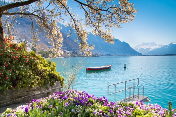 Lake Geneva scenic
