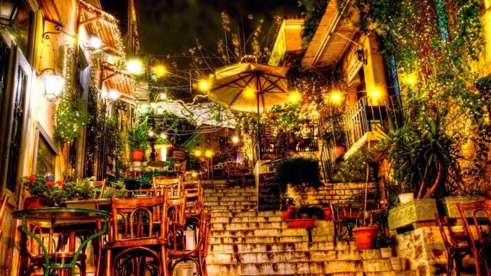 A unique atmosphere in the neighborhood of Plaka