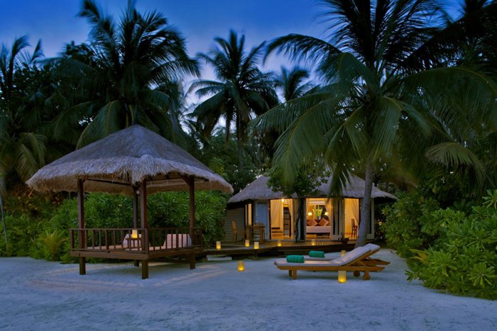 Maldives .. luxury resorts