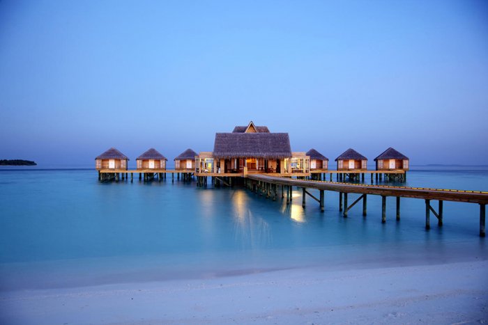 Maldives .. floating huts in the middle of the sea