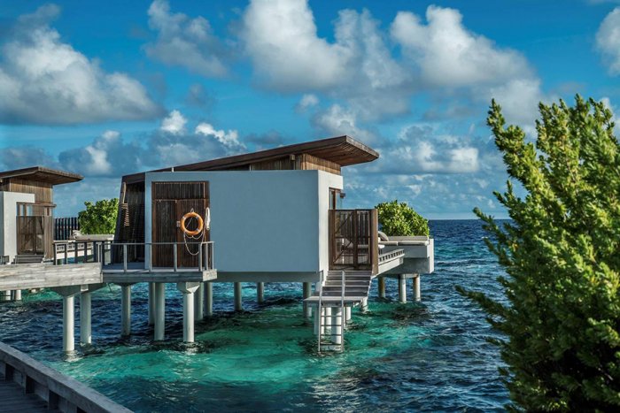 Maldives .. upscale hotels