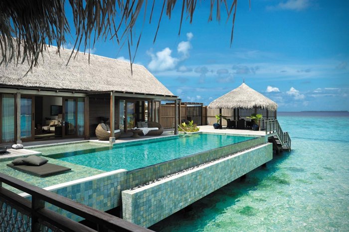 Unique relaxation in Baa Atoll