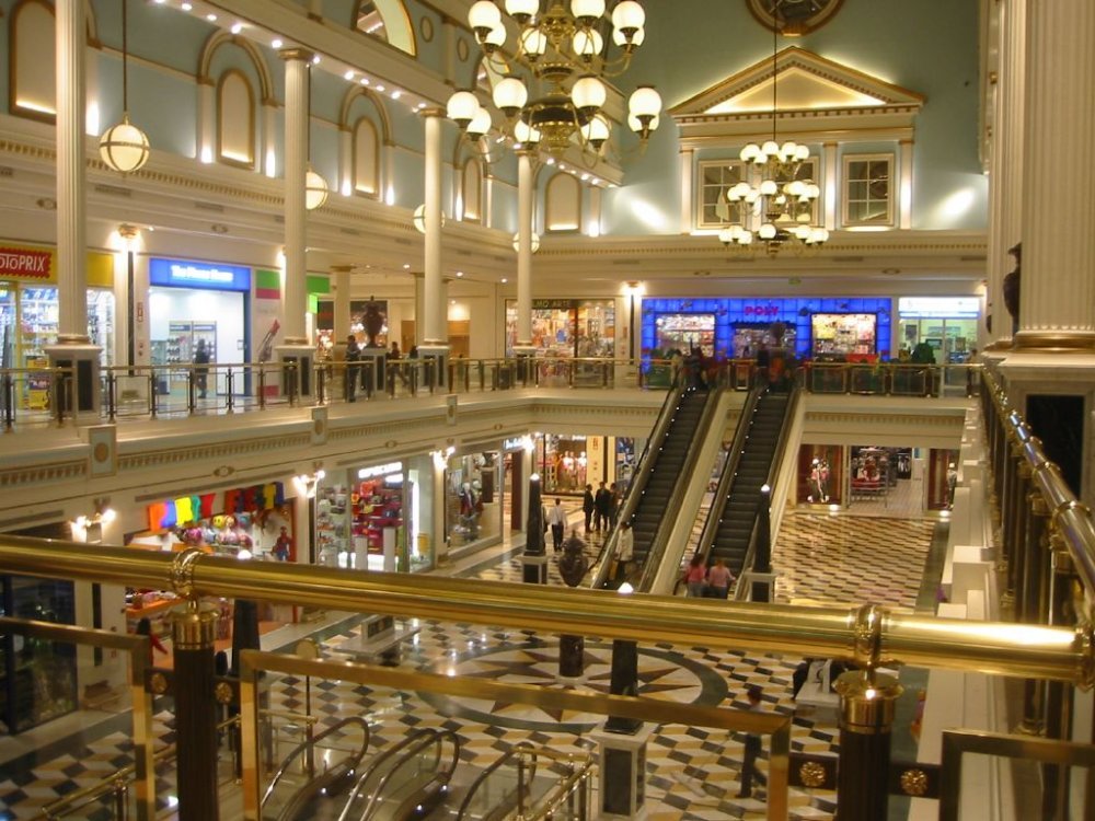 centro comercial plaza norte 2