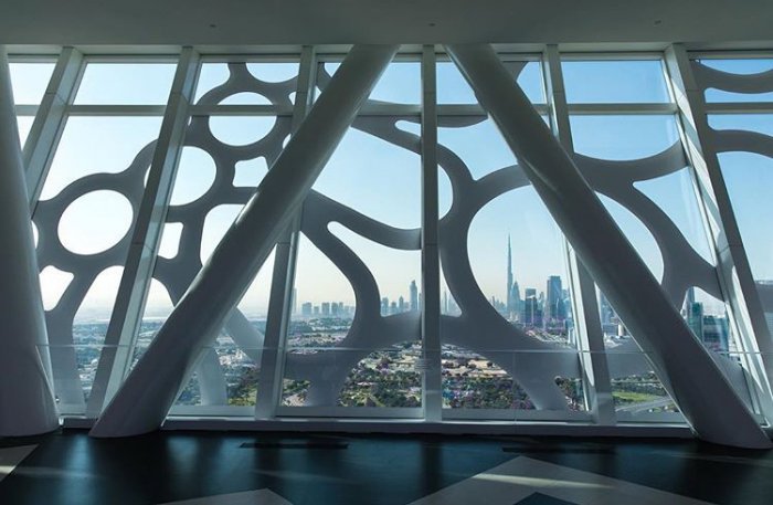 Transparent glass floor in the upper deck of Dubai frame