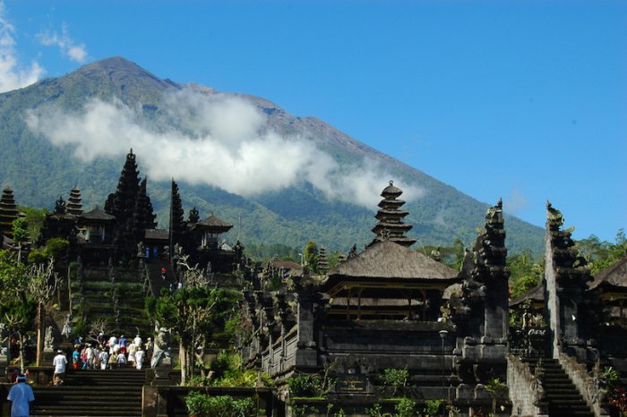 Pisaki Mother Temple is a Hindu temple located atop Bali high