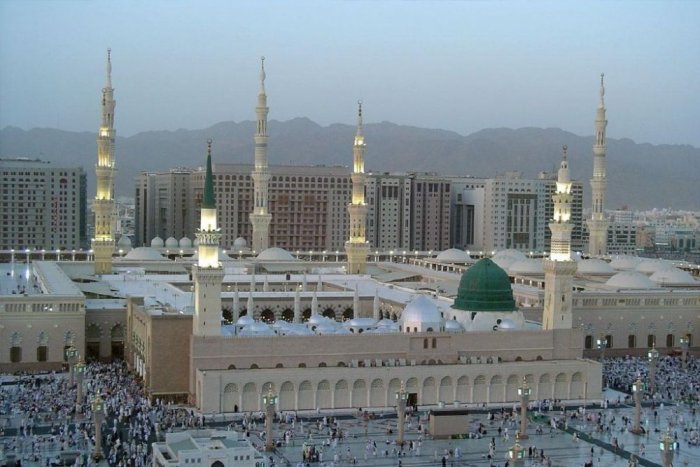 1581275592 308 The most famous mosques in the world in Islamic countries - The most famous mosques in the world in Islamic countries