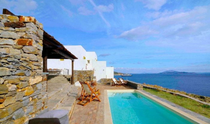 Upscale relaxing atmosphere on Naxos Island