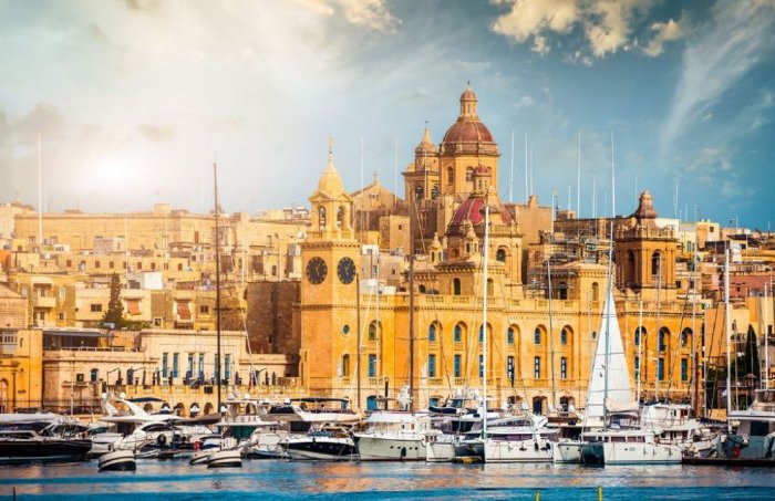 The port is in the city of Valletta