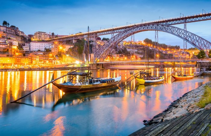 Ponte Dom Luis Bridge in Porto