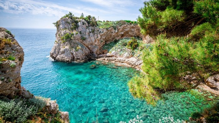 The magic of beaches in Dubrovnik