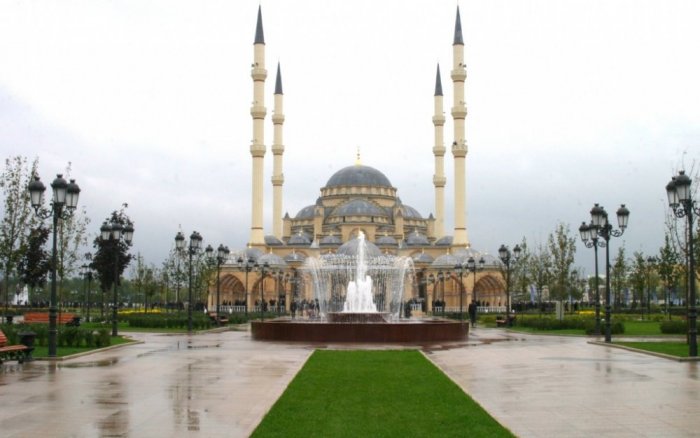     Grozny Dome Mosque