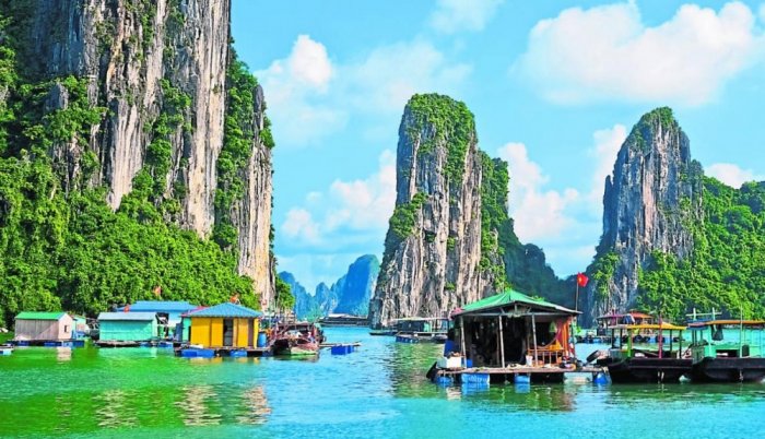 The magic of nature in Halong Bay