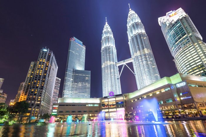     Petronas Twin Towers
