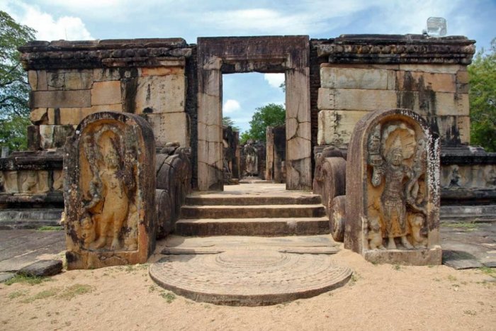 From the city of Polonnaruwa